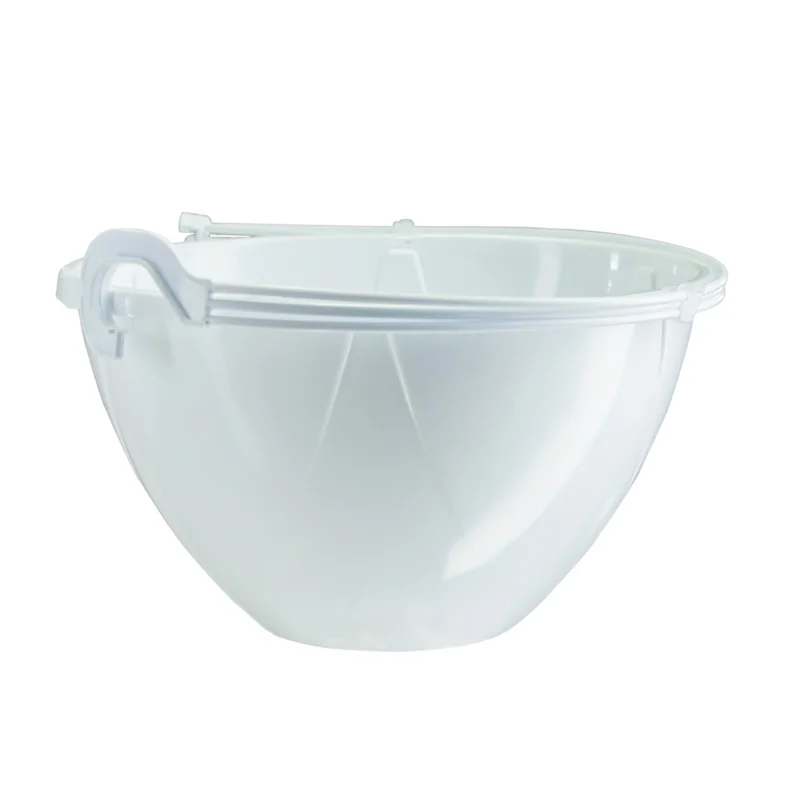 The Santino Solo hanging plastic pot has a contemporary design, a self-watering system for your convenience and is easy to handle. This ingenious drainage system allows excess water in the substrate to drain from the inner pot to the outer pot.