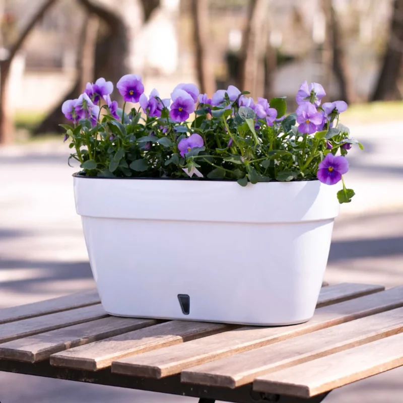 <p>This recycled plastic pot is easy and comfortable to use, easy to clean and retains moisture for a relatively long period of time. It's made with UV-resistant materials and won't leak water. These pots do not have drainage holes and are not recommended for outdoor use where excessive rain is likely.</p>